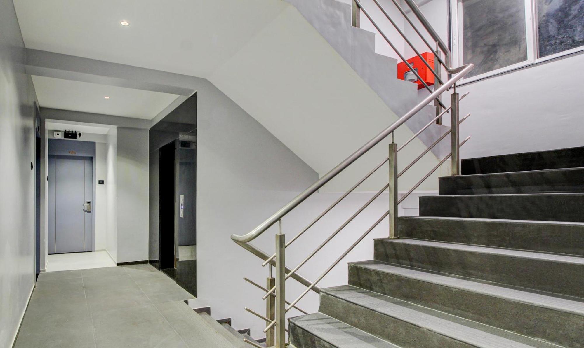 Comfort Inn Baner- Indian Nationals Only Pune Ngoại thất bức ảnh