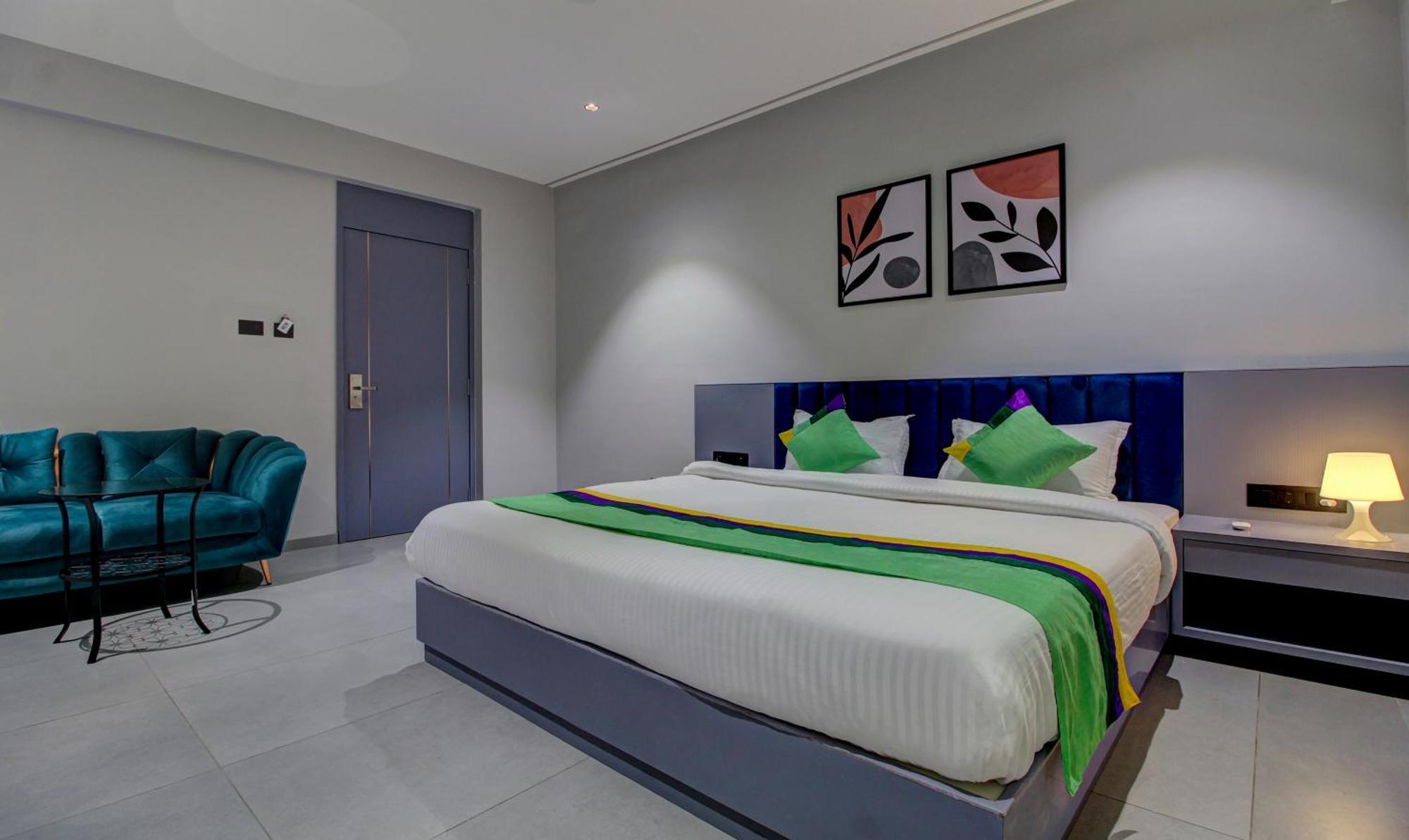 Comfort Inn Baner- Indian Nationals Only Pune Ngoại thất bức ảnh